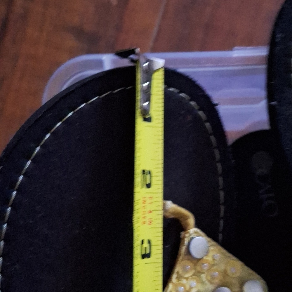 Cato Thong Sandals - Picture 14 of 16